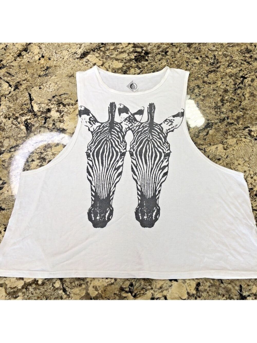 Size Large Volcom Womens Tank Top Sleeveless Shirt Zebra Graphic Print Light MX